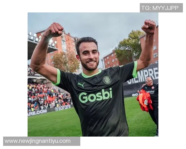 巴萨官方宣布埃里克加西亚鼻骨骨折恢复情况决定复出时间